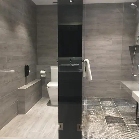 Nathan Hotel-3